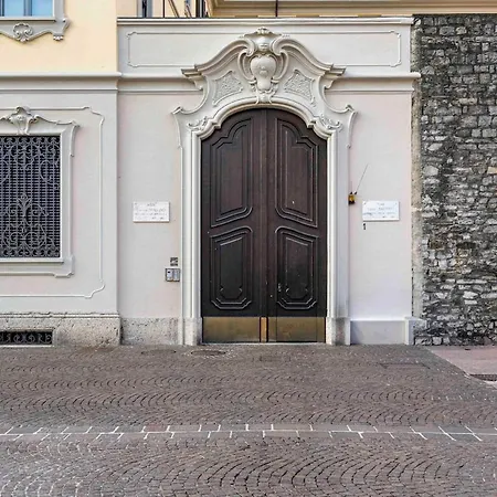 Duomo - Porta Torre-centro Storico Daire